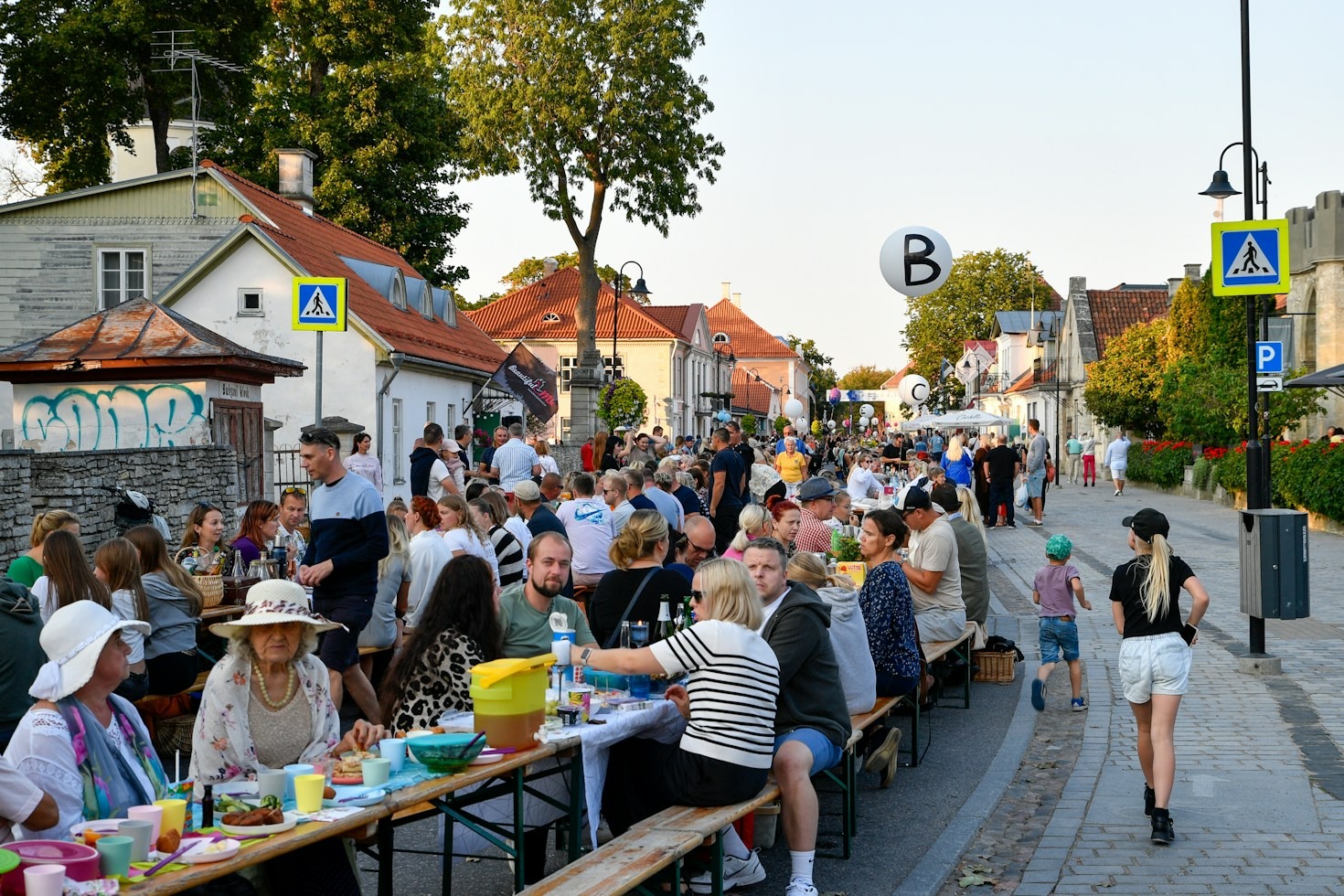 Prvé písomné zmienky o obci